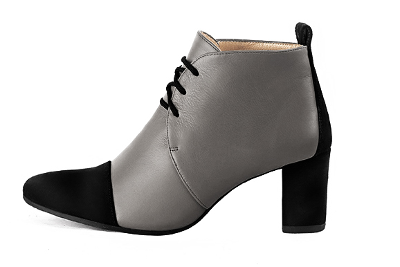 Matt black and ash grey women's ankle boots with laces at the front. Round toe. Medium block heels. Profile view - Florence KOOIJMAN